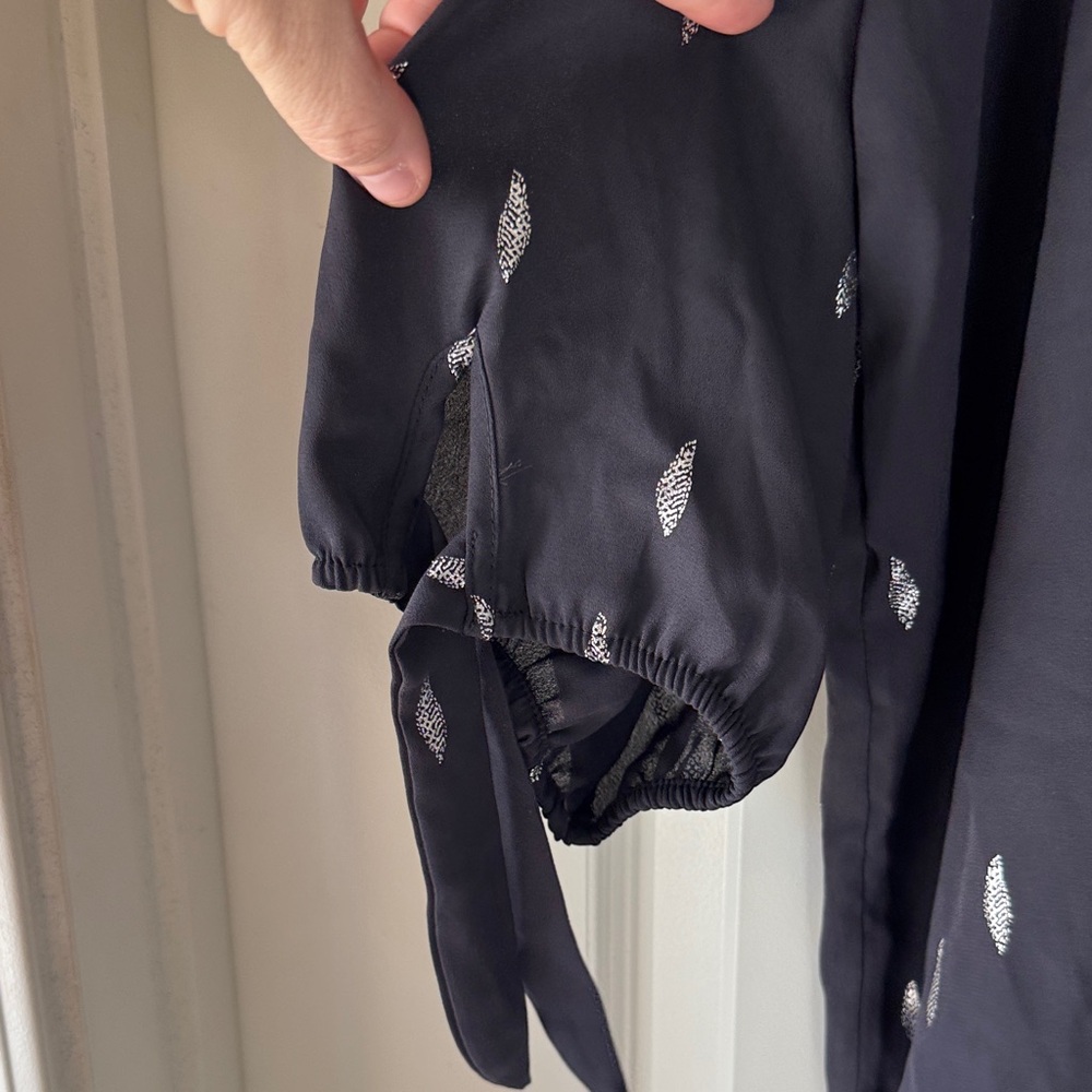 Papermoon Black Blouse with Silver Accents / M19 - Picture 2 of 5